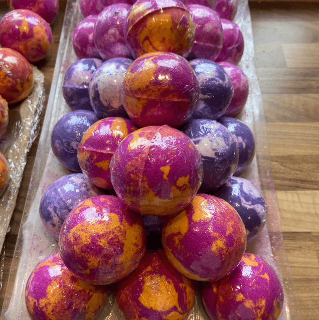 Hand Made Bath Bombs 